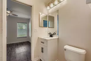 6921 Waterbrook Ct, Gibsonton, FL 33534 - Photo 21