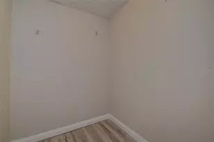 5940 Pelican Bay Plaza S, Gulfport, FL 33707 - Photo 23