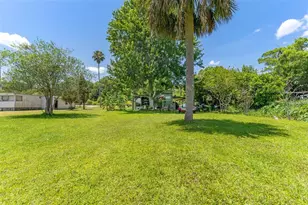 7570 Berkley Rd, Polk City, FL 33868 - Photo 9