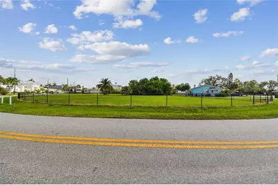 W Shell Point Road, Ruskin, FL 33570 - Photo 9