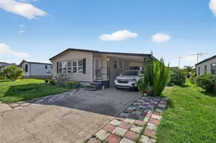 3850 Sarah Dr, Wesley Chapel, FL 33543 - Photo 3