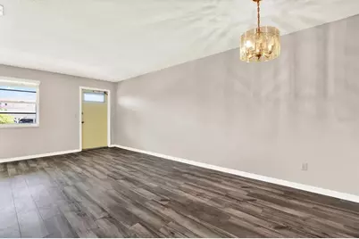 2960 59th Street S #108, Gulfport, FL 33707 - Photo 5