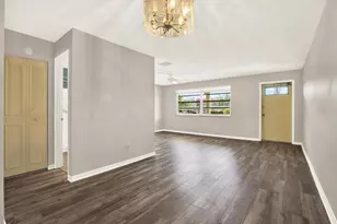 2960 59th St S, Gulfport, FL 33707 - Photo 7