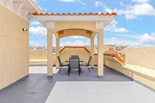 141 175th Ave E, Redington Shores, FL 33708 - Photo 33