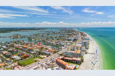 141 175th Avenue E, Redington Shores, FL 33708 - Photo 41