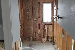 7623 Gulf Blvd, Saint Pete Beach, FL 33706 - Photo 11