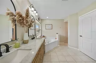 2226 Charleston Park Dr, North Port, FL 34287 - Photo 21