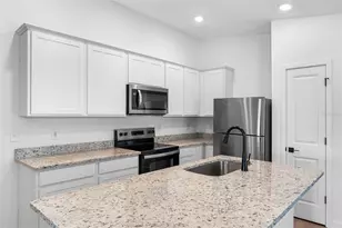 10405 Timbercrest Rd, Spring Hill, FL 34608 - Photo 3