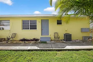 1049 Apollo Beach Blvd, Apollo Beach, FL 33572 - Photo 1