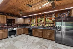 935 Ranch Rd, Tarpon Springs, FL 34688 - Photo 17