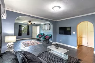 762 30th Ave, Saint Petersburg, FL 33705 - Photo 17