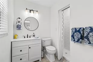 7950 Causeway Blvd N, Saint Petersburg, FL 33707 - Photo 25