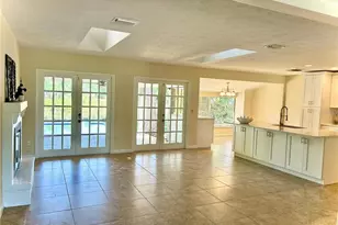 17017 Paula Ln, Lutz, FL 33558 - Photo 5