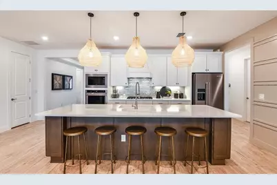 5289 Wolf Creek Drive, Apollo Beach, FL 33572 - Photo 3