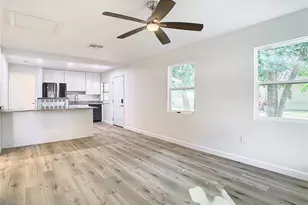 2101 E Ellicott St, Tampa, FL 33610 - Photo 5