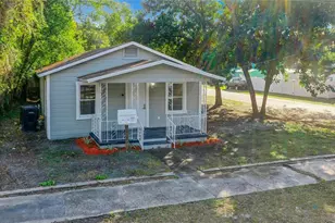 2101 E Ellicott St, Tampa, FL 33610 - Photo 1