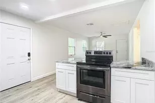 2101 E Ellicott St, Tampa, FL 33610 - Photo 9