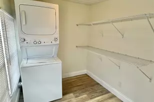 7109 Mt Georgetown Dr NE, Saint Petersburg, FL 33702 - Photo 19