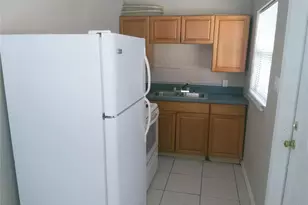986 22nd Ave S, Saint Petersburg, FL 33705 - Photo 7