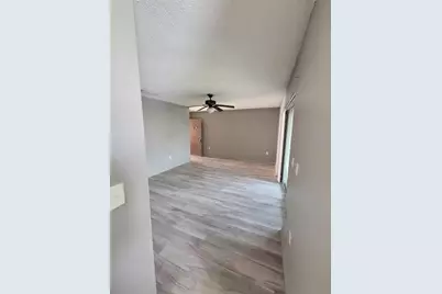 303 E Whitehall Court #C, Tampa, FL 33604 - Photo 7