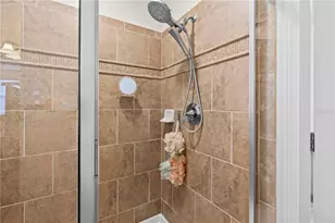 19418 Paddock View Dr, Tampa, FL 33647 - Photo 31