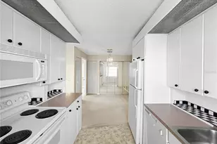 3265 40th Way S, Saint Petersburg, FL 33711 - Photo 21