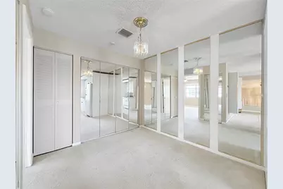 3265 40th Way S #E, Saint Petersburg, FL 33711 - Photo 15