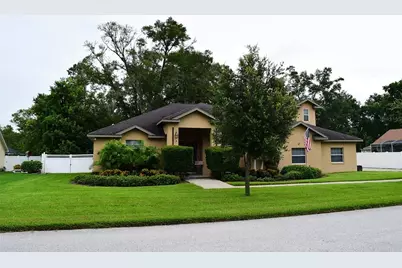 32449 Laurel Court, San Antonio, FL 33576 - Photo 1