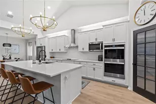 31557 Westbury Ests Ave, Wesley Chapel, FL 33545 - Photo 31