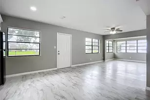 6228 Florida Cir W, Apollo Beach, FL 33572 - Photo 7