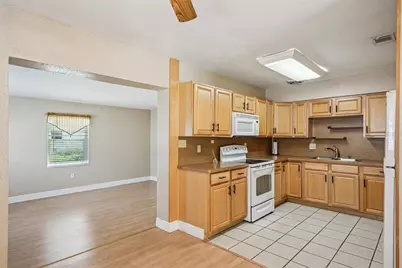 5825 81st Avenue N, Pinellas Park, FL 33781 - Photo 17