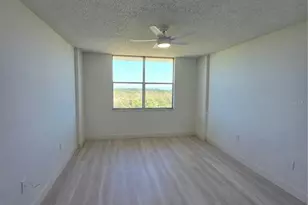 2333 Feather Sound Dr, Clearwater, FL 33762 - Photo 15