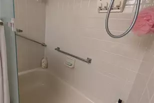 9510 Harbor Greens Way, Seminole, FL 33776 - Photo 11