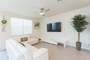 2760 Emory Sound Pl, Brandon, FL 33510 - Photo 19