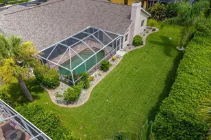 1060 Harbour Wood Dr, Punta Gorda, FL 33983 - Photo 23