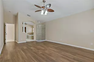 8211 Canyon Creek Way, Tampa, FL 33647 - Photo 15