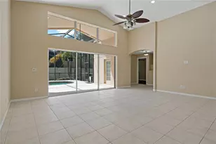 8211 Canyon Creek Way, Tampa, FL 33647 - Photo 13