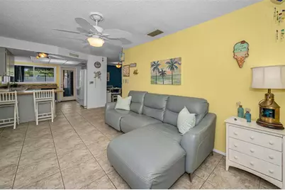 505 Whispering Oak Drive, Tarpon Springs, FL 34689 - Photo 17