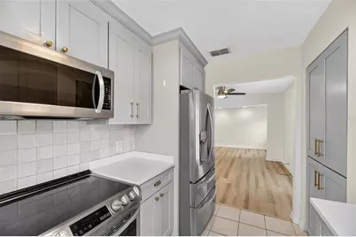 813 W Woodlawn Avenue, Tampa, FL 33603 - Photo 25