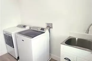 7609 Deedra Cir, Port Richey, FL 34668 - Photo 21