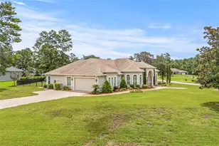 10096 Southern Breeze Ct, Weeki Wachee, FL 34613 - Photo 7