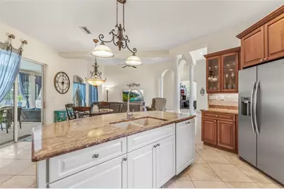 10096 Southern Breeze Court, Weeki Wachee, FL 34613 - Photo 11