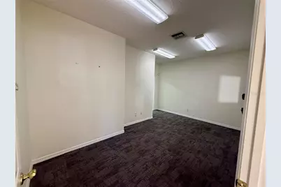 4426 5th Street W, Bradenton, FL 34207 - Photo 3