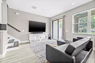 9237 Fox Sparrow Rd, Tampa, FL 33626 - Photo 11