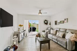 6411 Elmhurst Ct, Pinellas Park, FL 33782 - Photo 5
