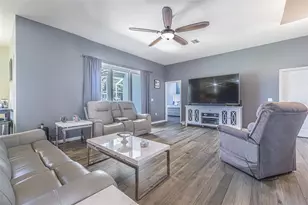 193 E Canal Dr, Palm Harbor, FL 34684 - Photo 9