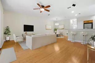 3330 Las Campos Pl, Tampa, FL 33611 - Photo 5