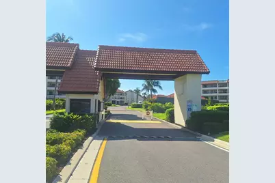 132 1st Street E #101, Tierra Verde, FL 33715 - Photo 13