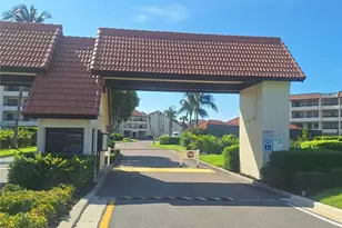 132 1st St E, Tierra Verde, FL 33715 - Photo 13