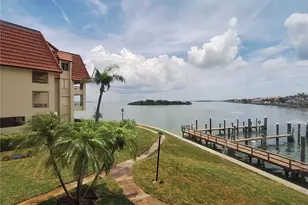 132 1st St E, Tierra Verde, FL 33715 - Photo 3